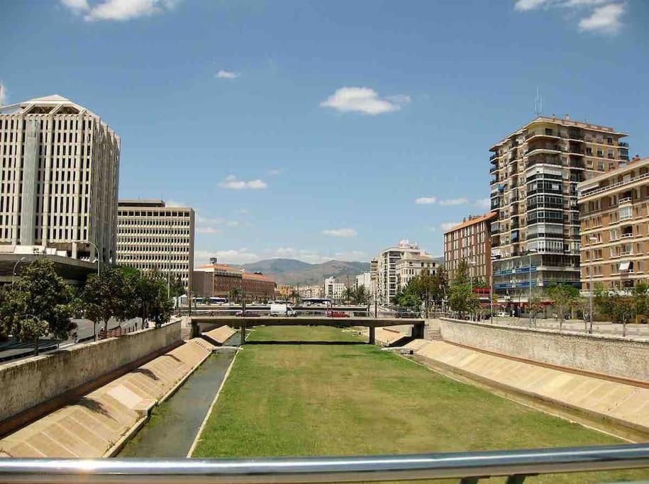 El Rincon De Apolo. Atico Con Aparcamiento Gratis. Lägenhet Málaga Exteriör bild