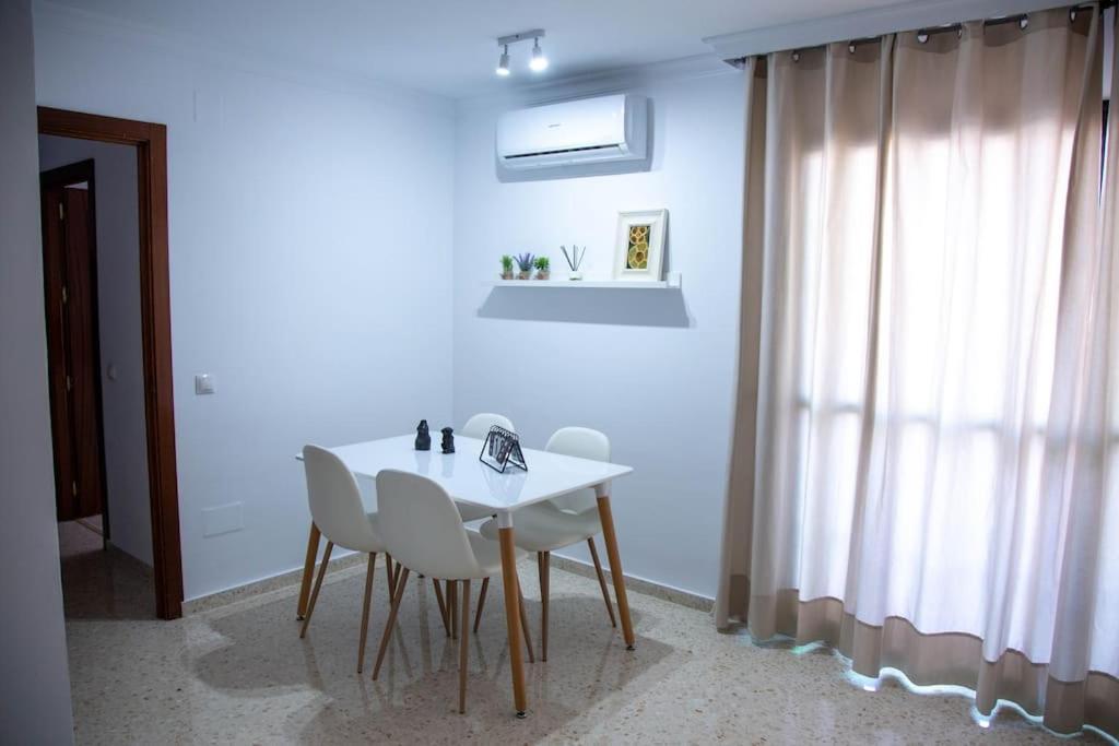 El Rincon De Apolo. Atico Con Aparcamiento Gratis. Lägenhet Málaga Exteriör bild
