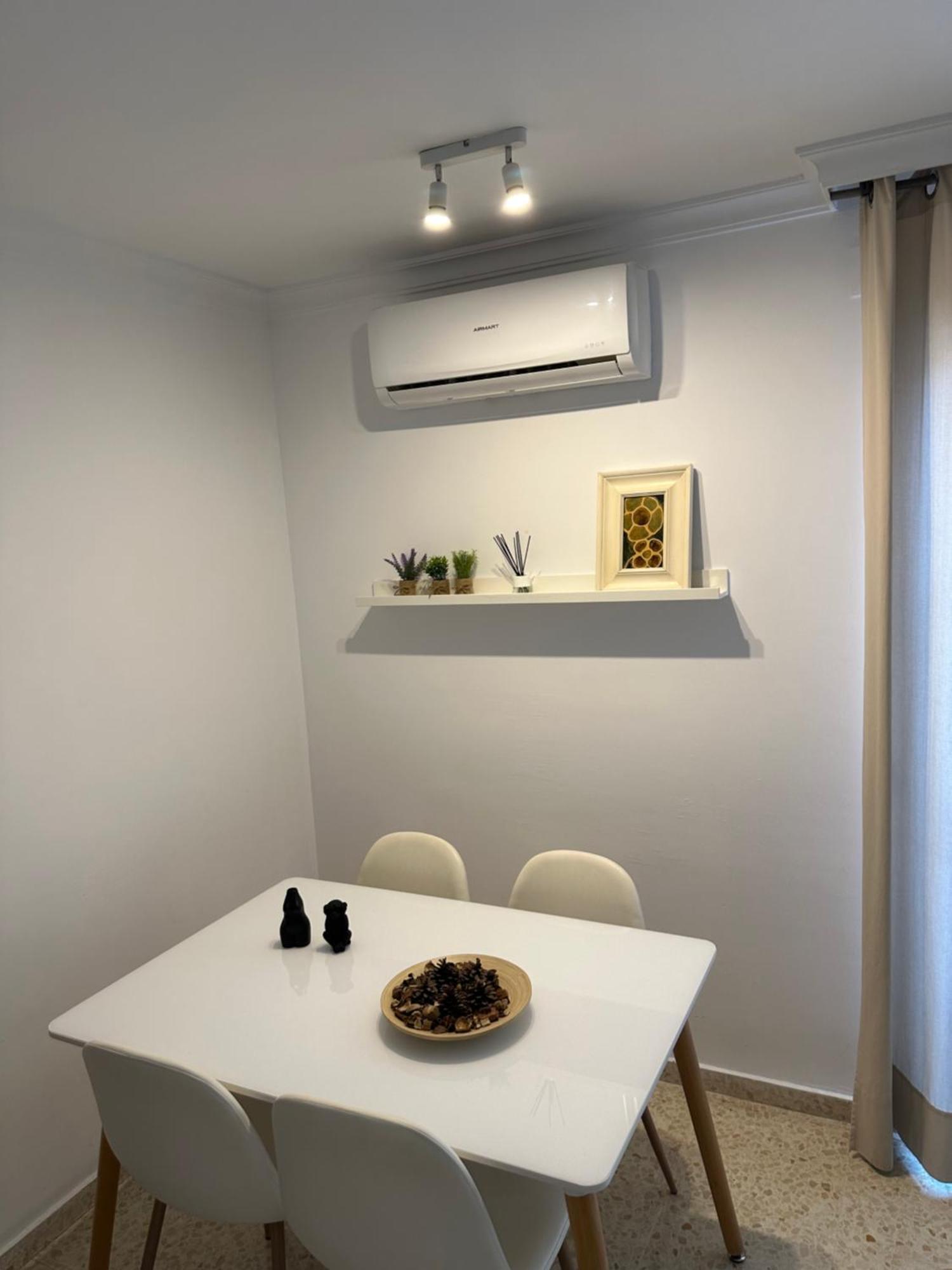 El Rincon De Apolo. Atico Con Aparcamiento Gratis. Lägenhet Málaga Exteriör bild