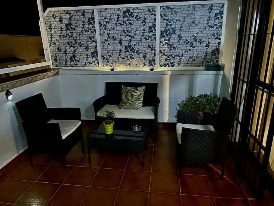 El Rincon De Apolo. Atico Con Aparcamiento Gratis. Lägenhet Málaga Exteriör bild
